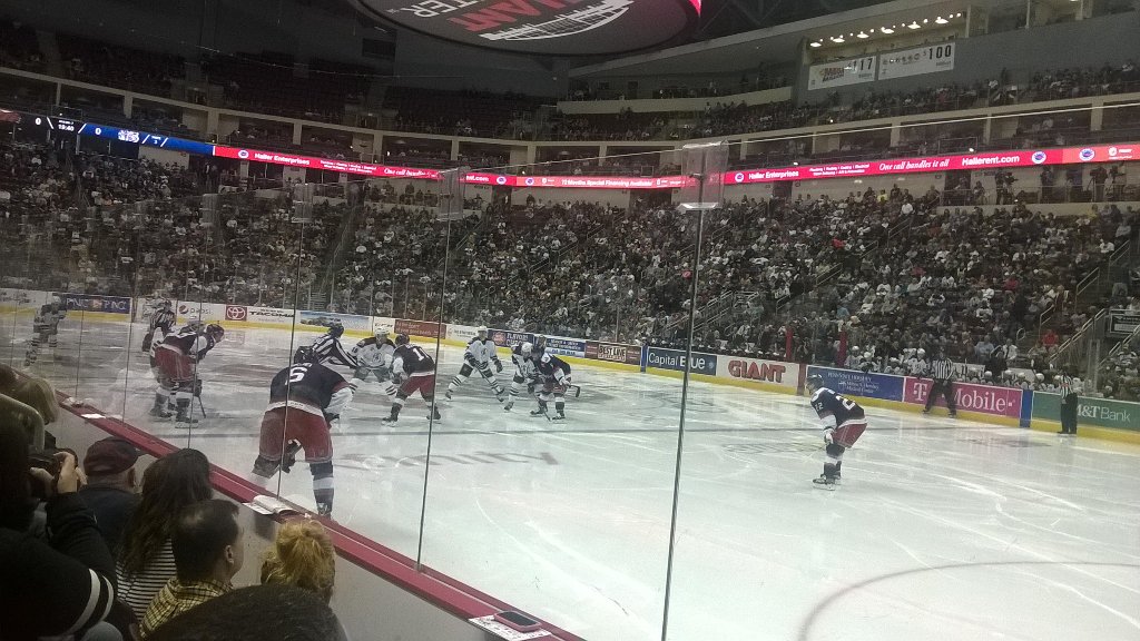 Pitt4ever's tweet photo. Lets go Bears! #defendtheden https://t.co/Ap1yePx4ZO