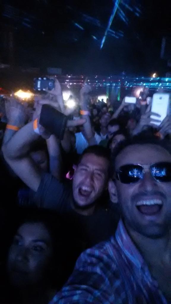 1024Ginebra's tweet photo. @steveaoki El mejor!! #DarkWoodsDreamFestival #Tijuana https://t.co/wtVxx3V7TO