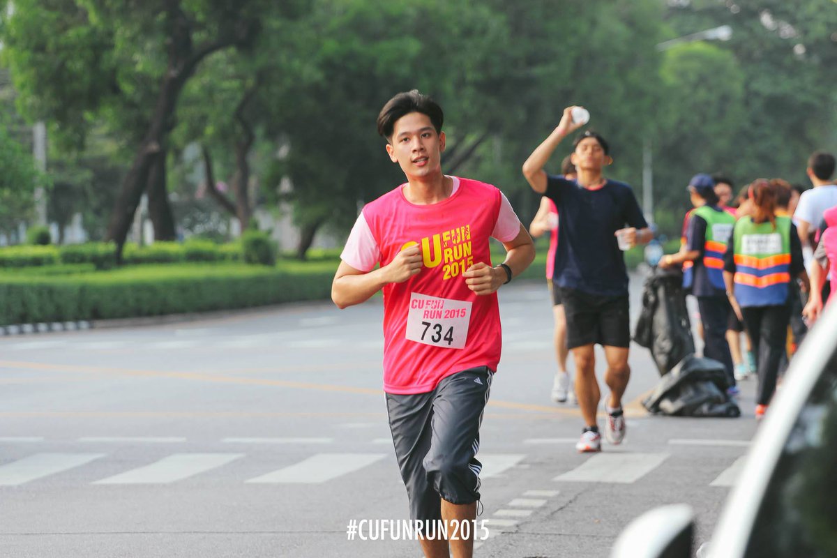 chulacuteboy's tweet photo. งาน #cufunrun2015 เมื่อเช้าคือดี 
#chulacuteboy เพียบบบบ ><

/// แอดมินกุ๊กไก่ https://t.co/0qAj3iyvzv