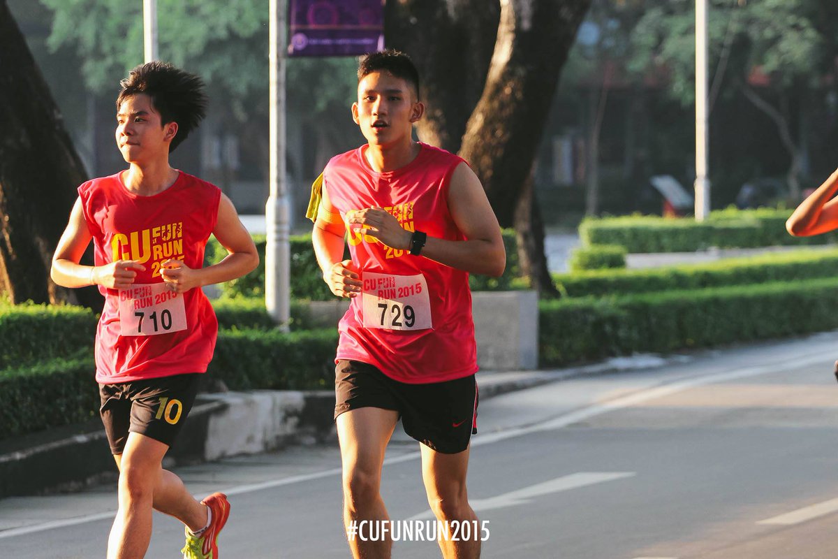chulacuteboy's tweet photo. งาน #cufunrun2015 เมื่อเช้าคือดี 
#chulacuteboy เพียบบบบ ><

/// แอดมินกุ๊กไก่ https://t.co/0qAj3iyvzv