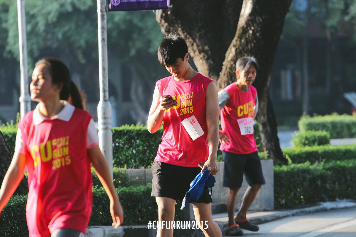 chulacuteboy's tweet photo. งาน #cufunrun2015 เมื่อเช้าคือดี 
#chulacuteboy เพียบบบบ ><

/// แอดมินกุ๊กไก่ https://t.co/0qAj3iyvzv