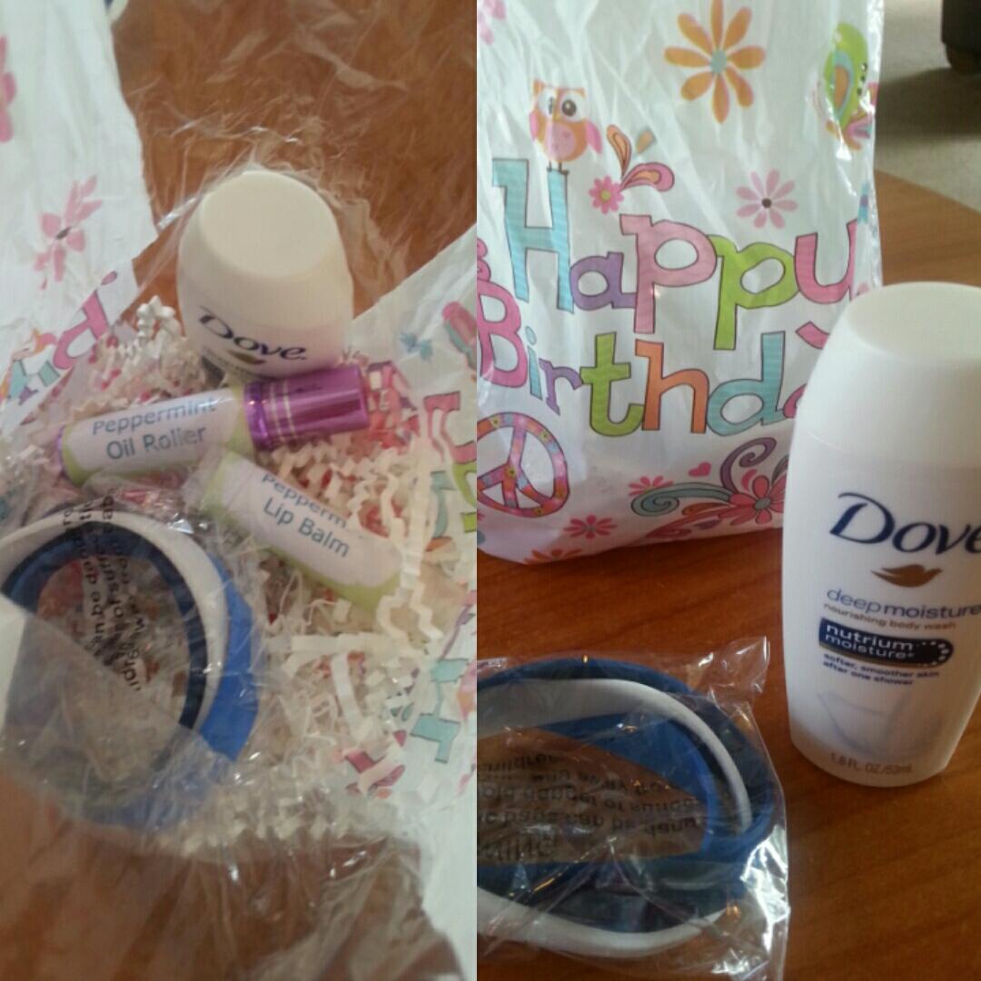 calijulz's tweet image. A little SWAG at today&apos;s @Dove #sparkselfesteem #sponsored @HousePartyFun event #calijulzsays #goodiebags