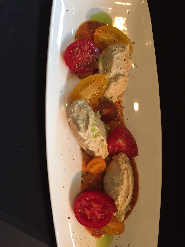 chefmarvinwoods's tweet photo. New cashew cheese plate @asanteatl thanx to @villagefarms https://t.co/ZBiN5nllOf