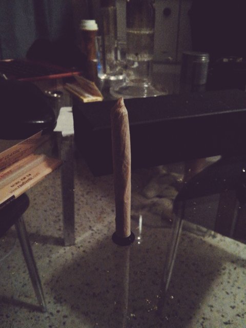 Mor0rLess's tweet photo. Fucking fine ass joint nigga. #rollinpapers https://t.co/tijhdkHp2b
