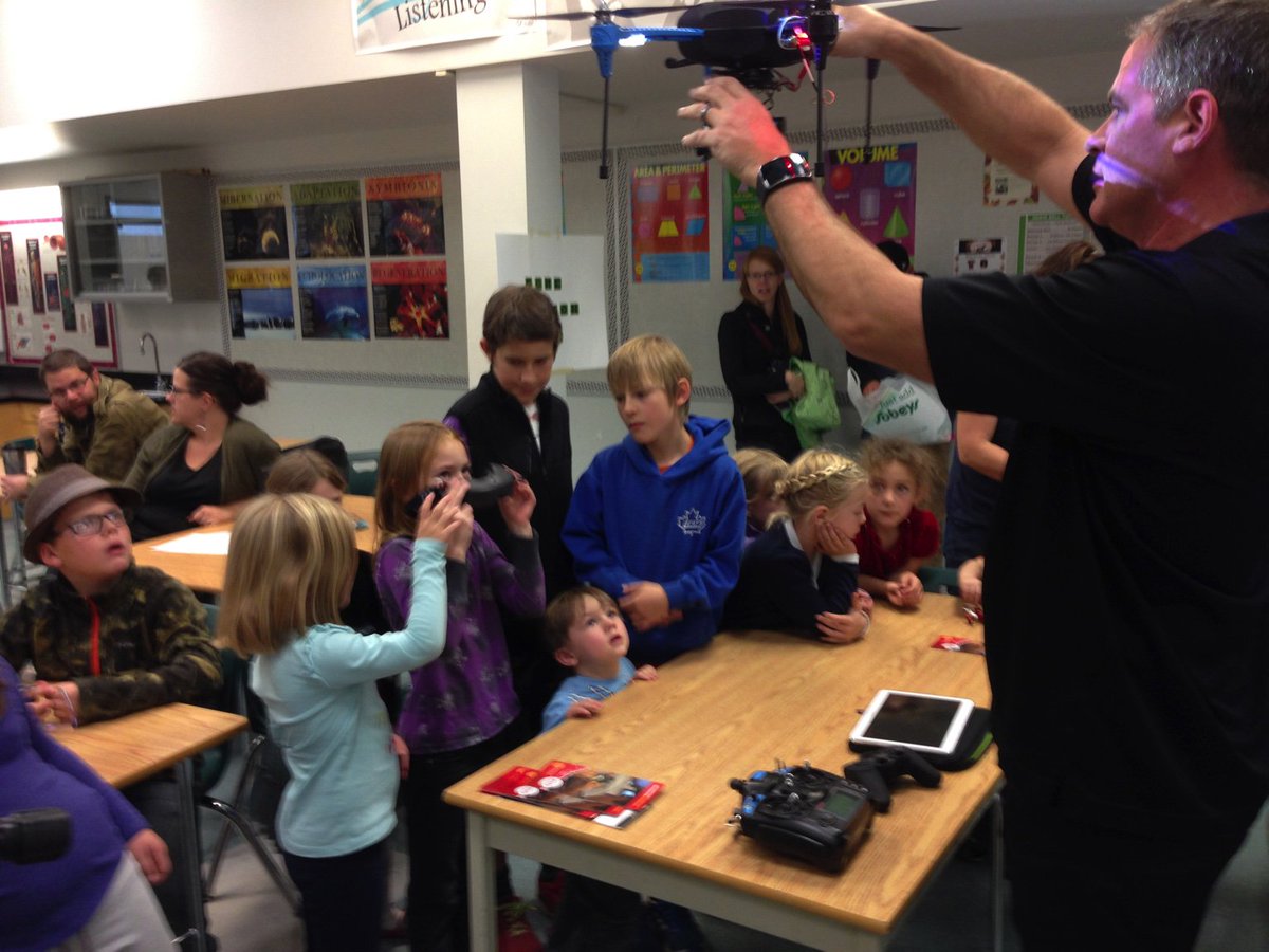 PraxisMedHat's tweet photo. Steve Letkeman from the @MHCollege during a drone βtalkβ at our Family Science Olympics today #medhat #SciTechWeek https://t.co/DG7uXuA6PT