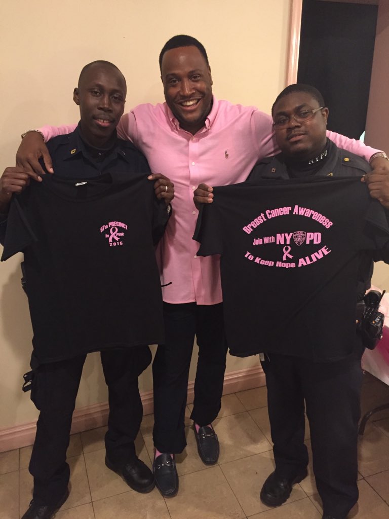 Blumkin21's tweet photo. @NYPD67Pct and the community. #pinkestprecinct #NYPD https://t.co/RYDBgGkDAk