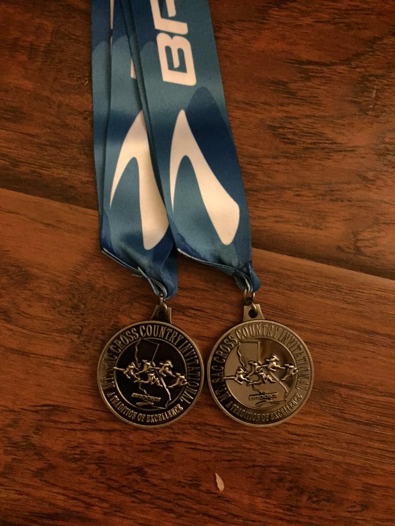 pdorado_'s tweet photo. I was one shy of medaling last year so I got two this year to make up for it #mtsacinvite https://t.co/LXkYJPGu0r