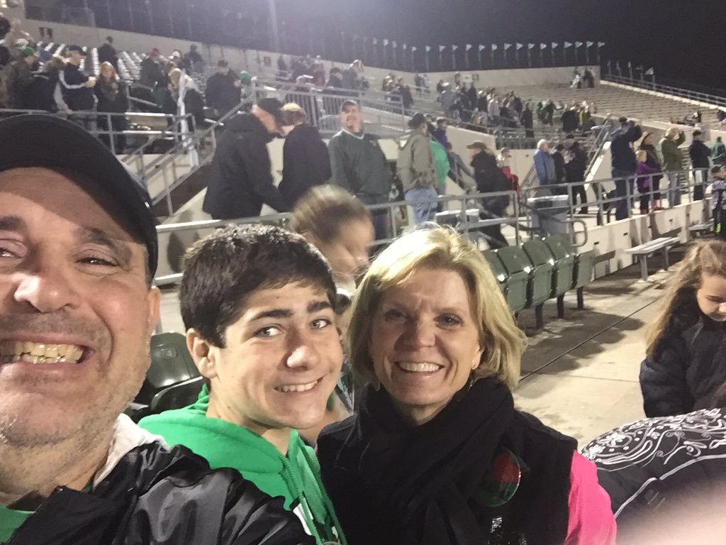 class2e's tweet photo. Great Job Dragons !
CHHS 14
Carroll 49
#secondhalfshutout!
#SLCFB https://t.co/qL2sMIbfdr