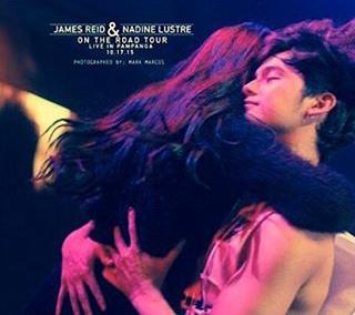 shidiembee21's tweet photo. Love this photo from #OTRWithJADINE #OTWOLSpreadTheLoveTour @hellobangsie https://t.co/9banpLo7Vm