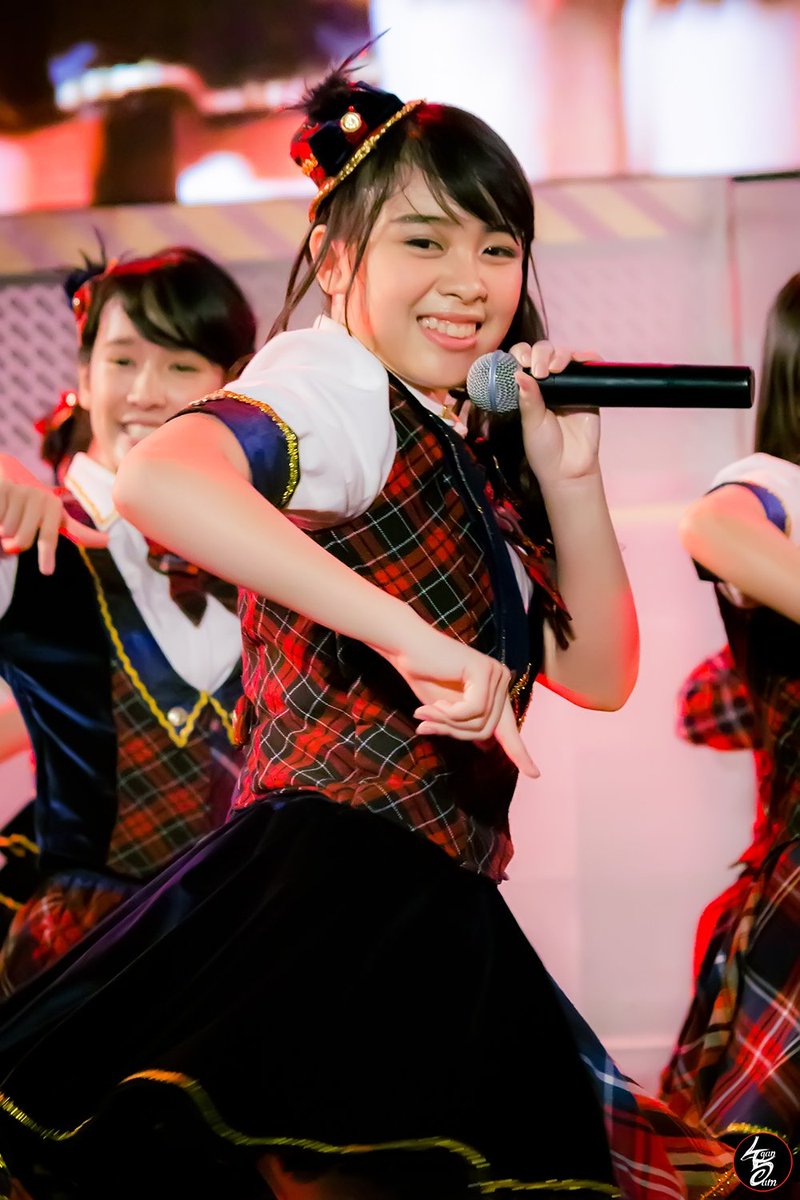 agansam's tweet photo. Aninditha Rahma Cahyadi [1] [ @R_AninJKT48 ] #PBIC2015 https://t.co/SYWPtpG2UI