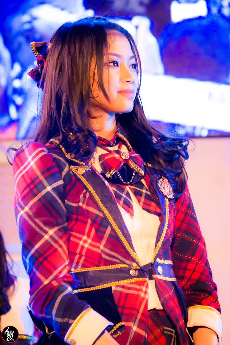 agansam's tweet photo. Maria Genoveva Natalia Desy Purnamasari Gunawan [1] [ @M_DesyJKT48 ] #PBIC2015 https://t.co/M5JL7TdCBL