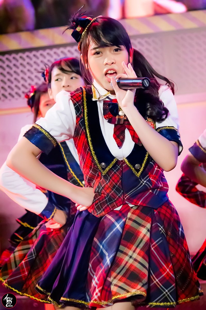 agansam's tweet photo. Aninditha Rahma Cahyadi [5] [ @R_AninJKT48 ] #PBIC2015 https://t.co/3CETDpoTvA