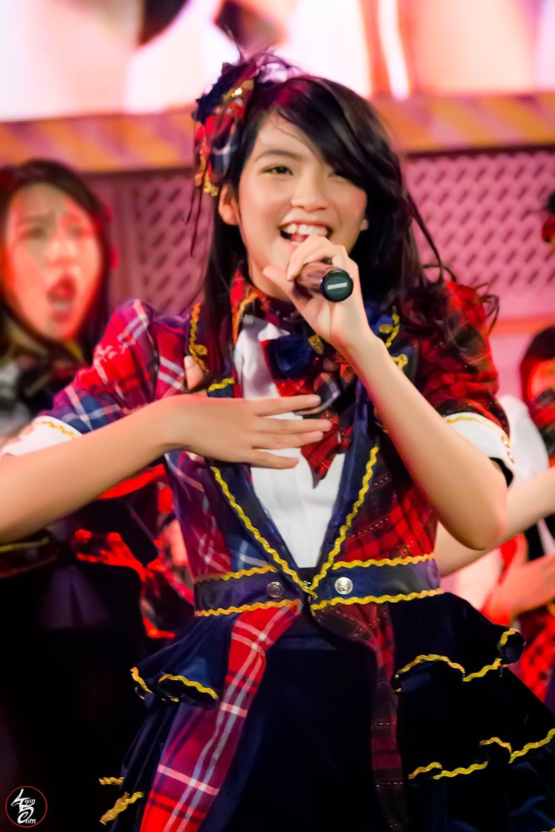 agansam's tweet photo. Shania Gracia [2] [ @S_GraciaJKT48 ] #PBIC2015 https://t.co/6a5mFdibmD