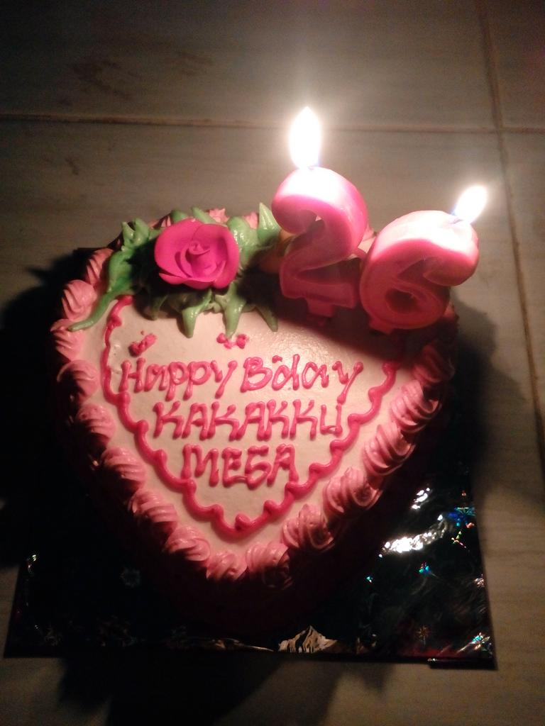 Selamat ulang tahun kk q tersayang. Diah utari mega okta... be the best for your beautiful life.. aamiin i love you.