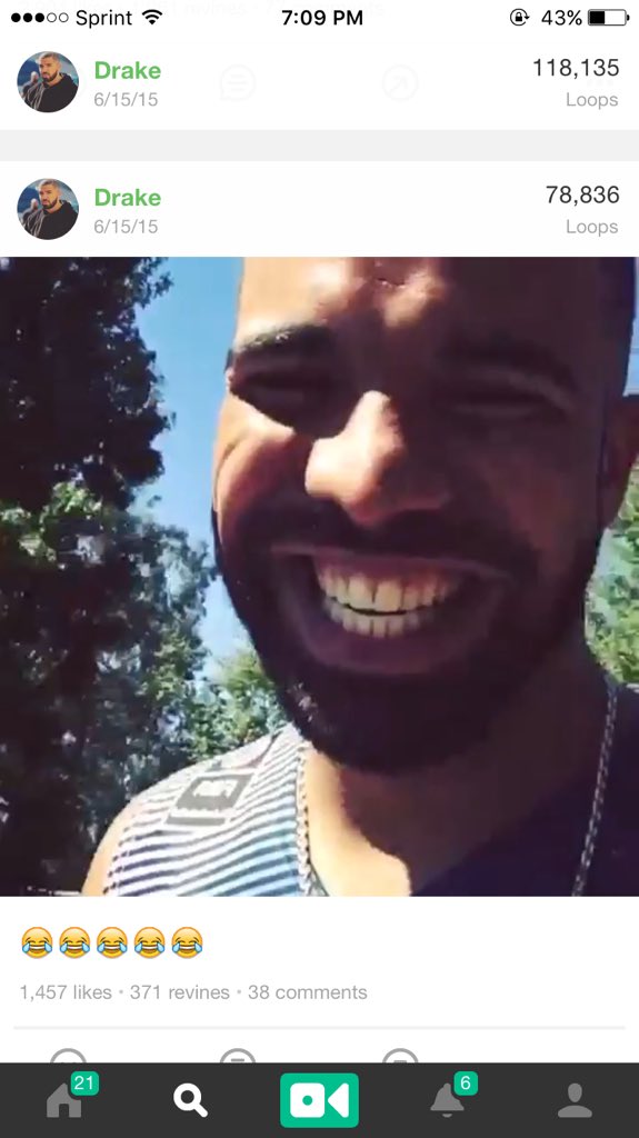 reina_emily97's tweet photo. I dedicated my day to videos of Drake ๐๐๐๐๐ #HappyBirthdayDrake #6DaysOfDrake https://t.co/8BYXvcIAhG