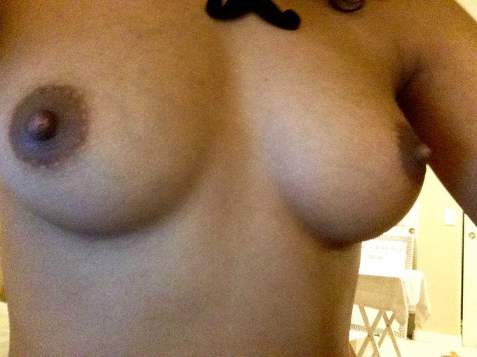 My nips are too hard #ThugLife 🛠 https://t.co/AwYBJC9wIl<a href="/tag/thuglife"class="tags">#ThugLife</a>