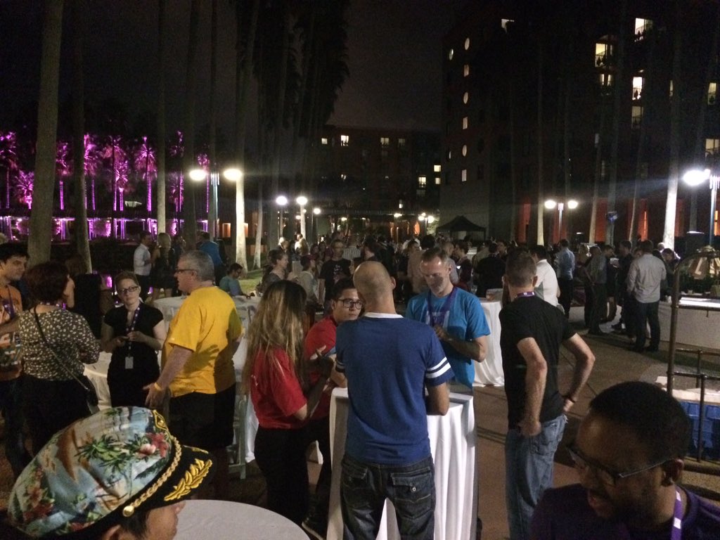 theorlandobytes's tweet photo. Awesome closing party at #izeafest . Karaoke next. Who's going?? https://t.co/UdPimnGJxo