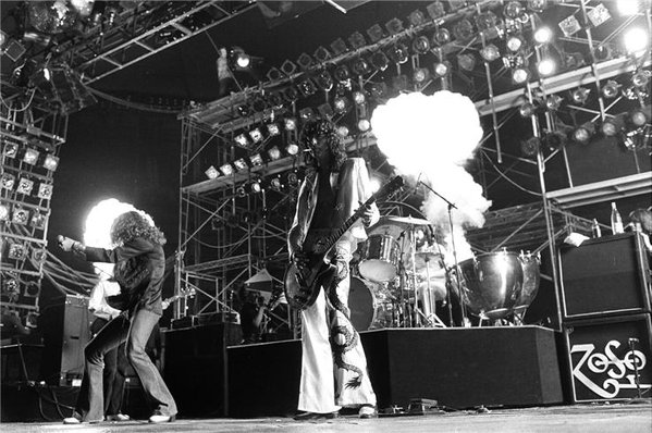 historyofsound's tweet photo. Led Zeppelin on stage. Photo by Neal Preston. https://t.co/EyBPjgzBR2