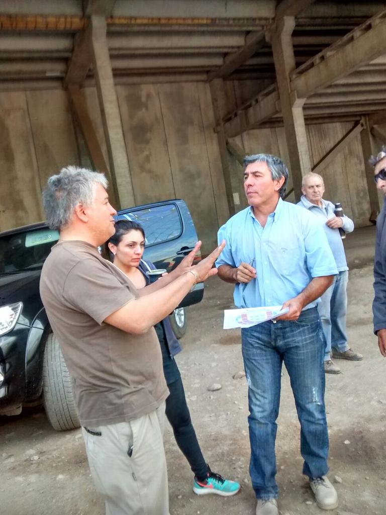 nestorgbosetti's tweet photo. En ellos represento a trabajadors, equipos tecnicos y a todos los q asumimos el desafio de construir el Domo GRACIAS https://t.co/98wKfrErna
