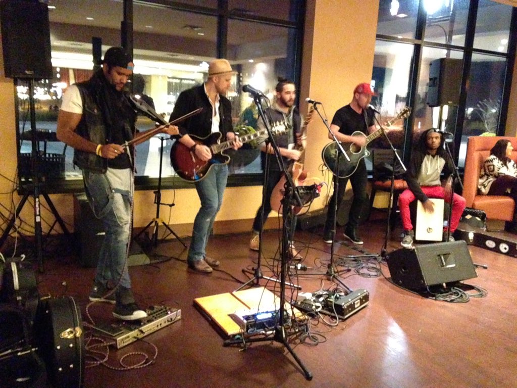 Northeast_SAC's tweet photo. Possibly the coolest part of #APCAMW15 is listening to the artists jam together after hours. https://t.co/YmkjG4EpTo
