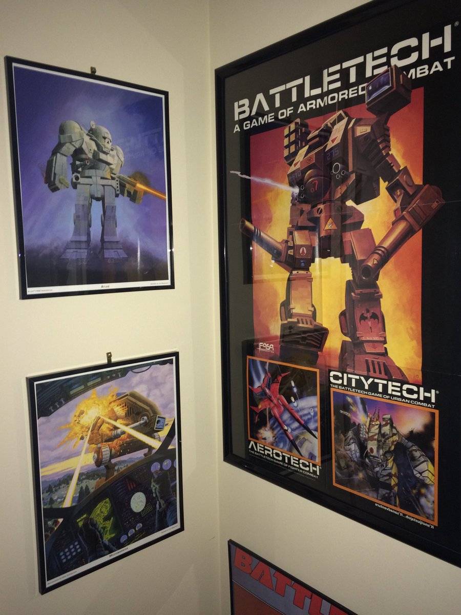TheToph_72's tweet photo. #myBTart I know this one's late, but here are a few #Battletech pieces anyway. https://t.co/vCCrfS6o5F