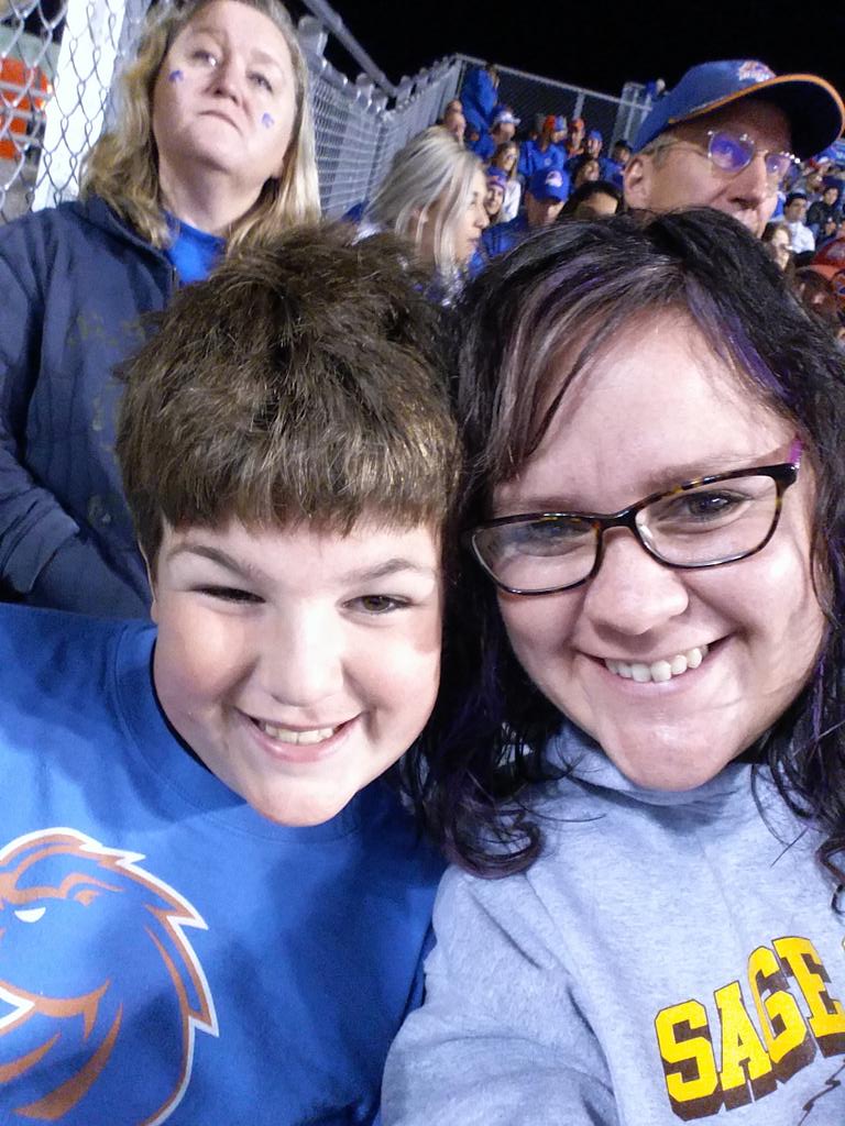 Tenaya's tweet photo. First #BSU game! Let's go Broncos! #BoiseStateBroncos https://t.co/E39hxmeWid
