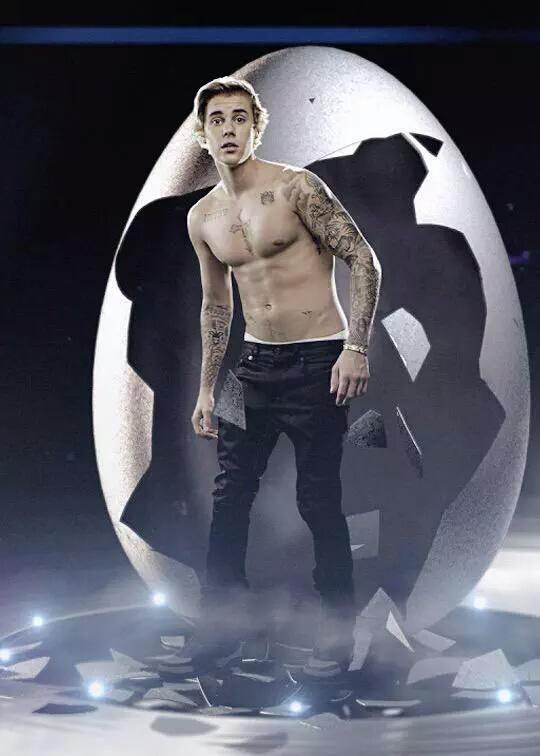 Rebecca002maslo's tweet photo. RT - AMO todas #EMABiggstFansJustinBieber https://t.co/3U8hQFkmzn