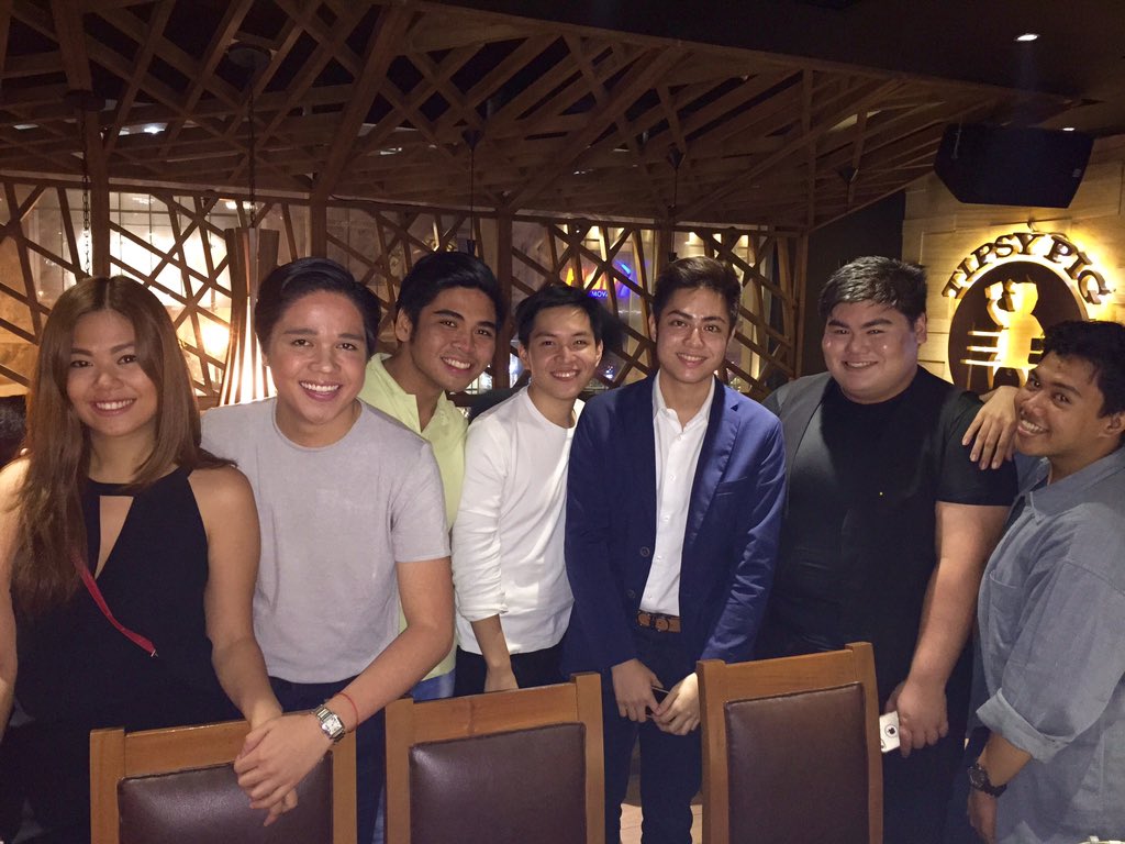 jevillaroman's tweet photo. #ntrs #HBDPaolo ❤️💛💙💚💜 https://t.co/XCHvANZlvP