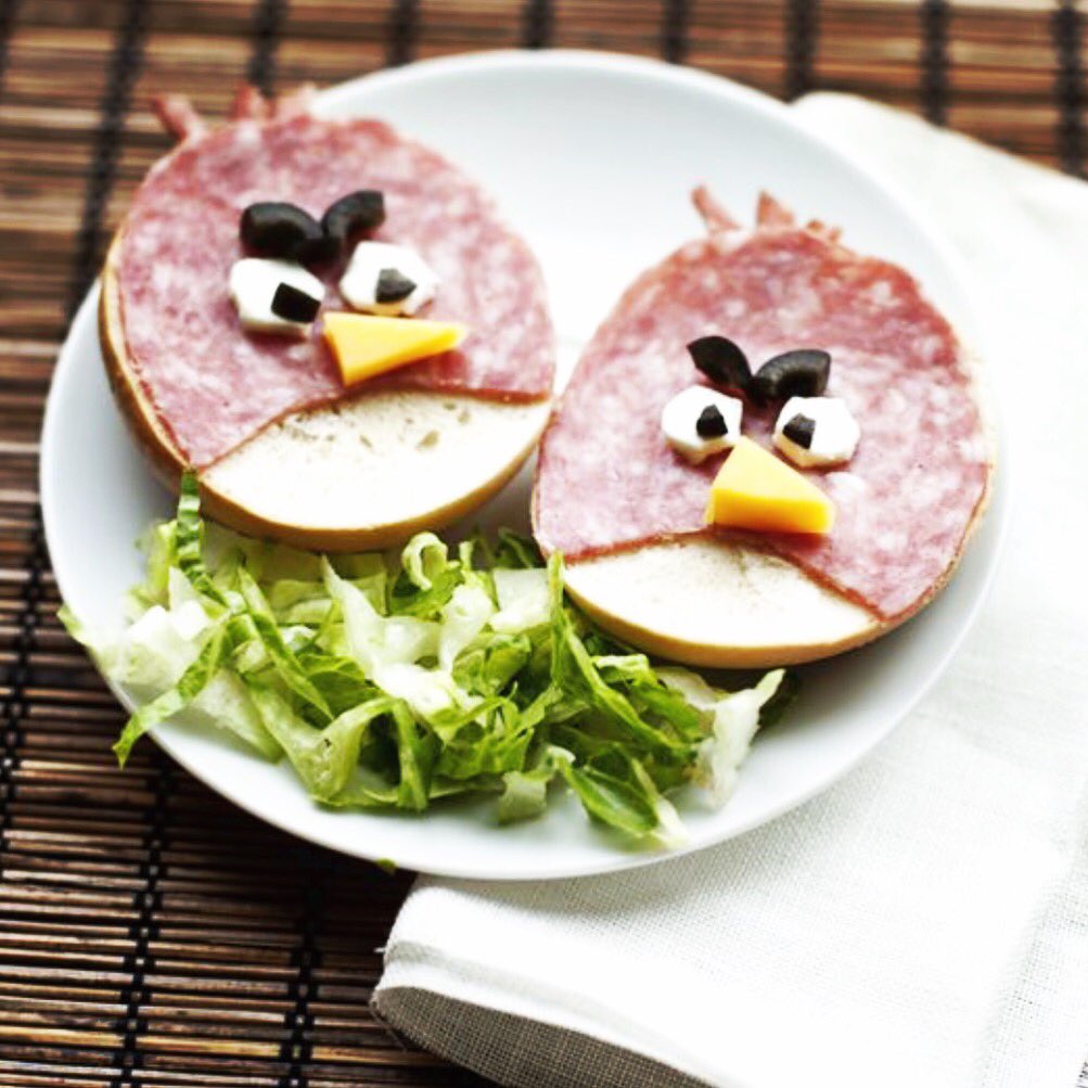 doityourselfp's tweet photo. Angry Bird sandwich for your lunch box๐คโค๏ธ
#bjc3213 #diy #doityourself #lifestyle #diyhk #fooddiy #doityourselfp https://t.co/65niwjhjkP