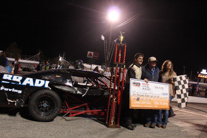 RacingAmerica tweet picture
