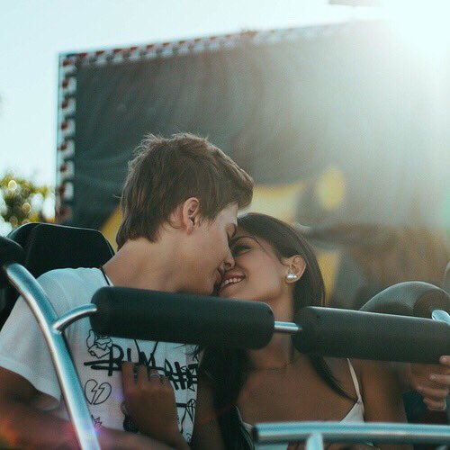 kaigailovers's tweet photo. 日曜のこんなデート最高🤗❣ https://t.co/s2x9mcsLij