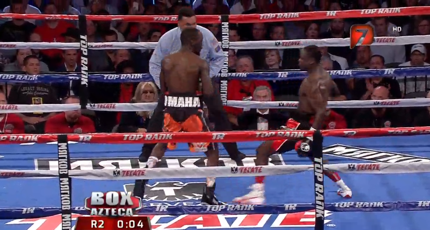 BoxAzteca7's tweet photo. #HayTiro

R2: Impresionante el manejo del jab y su distancia: @lamazon_oficial respecto a @budcrawford402 https://t.co/pqo9GawB1A