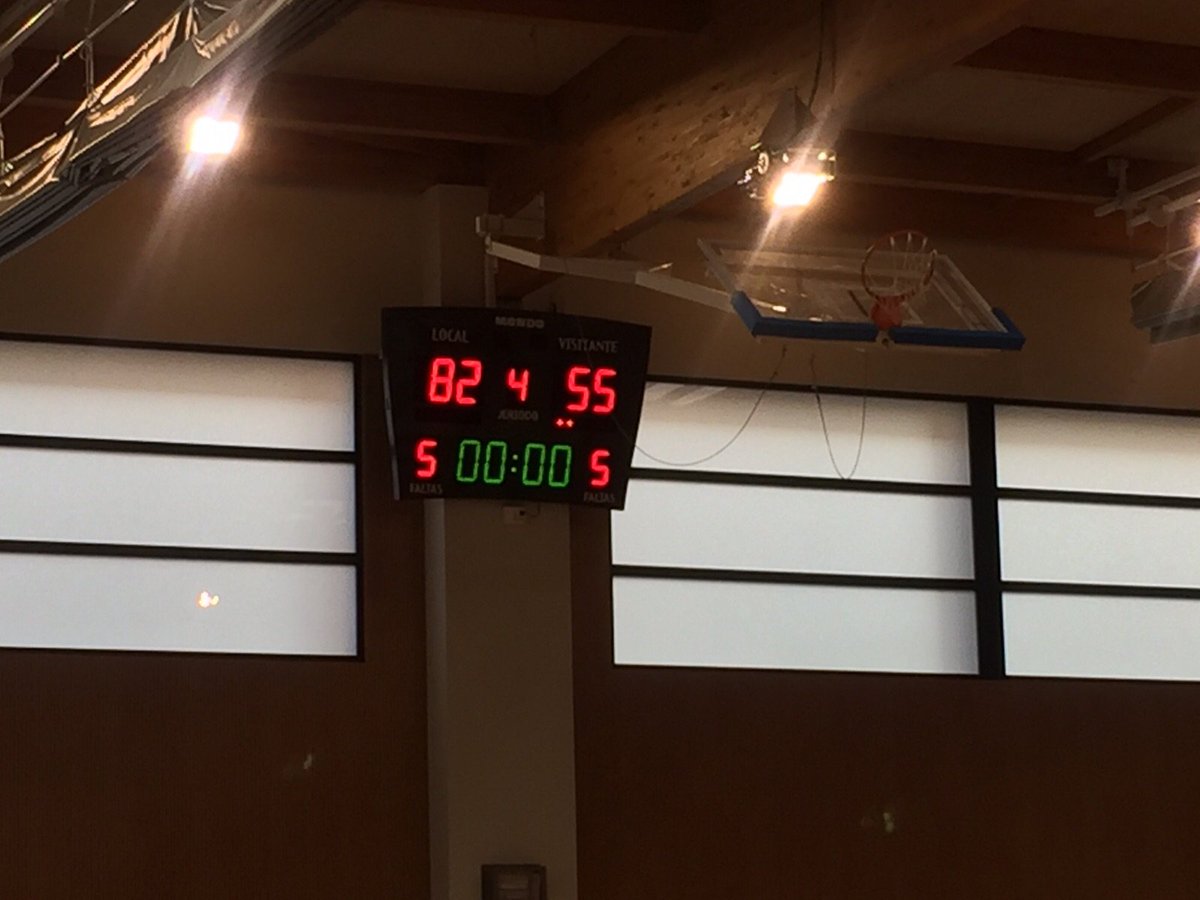 Basketsmp's tweet photo. #Intratables los chicos del 2ªAUT MASC en #PoliSMP @Basketsmp 82 - @Mejorada2012CB 55 . Bravo chicos!!! GO SMP!!!:) https://t.co/JcpJ3qKmnj