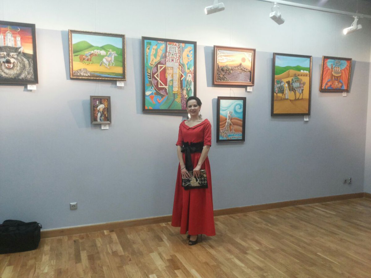 AlessyaJurt's tweet photo. The exhibition my friend #art #alessya #artmyeva @mab851 https://t.co/ES1ie2DUjQ