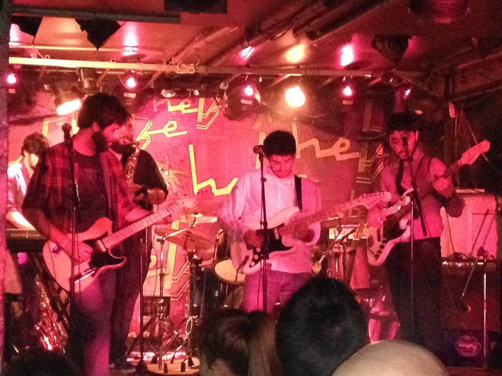 JOAKINRAMIREZ's tweet photo. @CafeRacersTrib Muy buenos... Nos divertimos bailando con música de Dire Straits tocada por ellos. Hasta la próxima https://t.co/qm97Qcl4C8