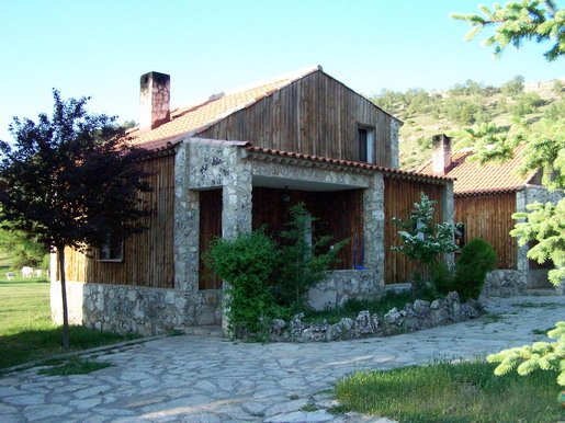 Bungalows_Club's tweet photo. Cabañas #LaUtrera en Cuenca, es el sitio perfecto para un domingo de peli y chimenea https://t.co/WVuVM0BS1T https://t.co/BFdk59WH5o
