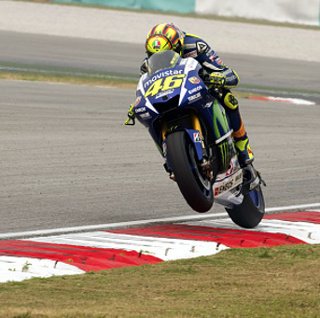detikcom's tweet photo. #MostPopular Ditanya soal Insidennya dengan Marquez, Ini Jawaban Rossi https://t.co/lypspVq0rC via @detikSport https://t.co/XixbGZHUgu