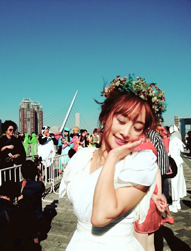 こんなキュートなポーズどうですか？ #ニコル #nicole #니콜