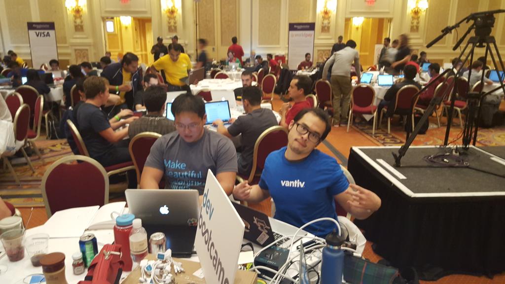 annewchen's tweet photo. @devbootcamp Pair Programming out in the wild~ https://t.co/kOOU0e628u