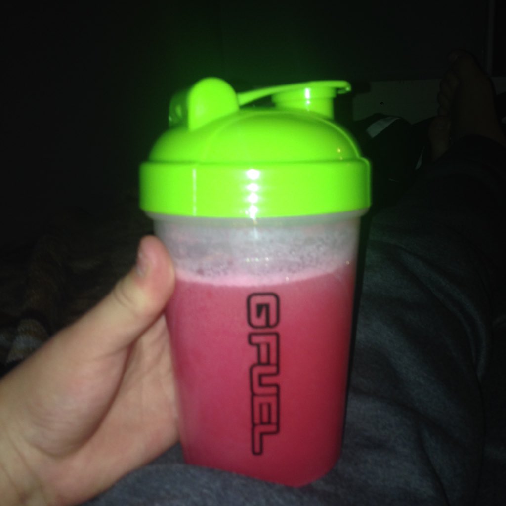 NathanLounsbur1's tweet photo. Fruit punch ๐๐ค #usecodecensor #keemstar #usecoderain https://t.co/rz6hrkpn0M
