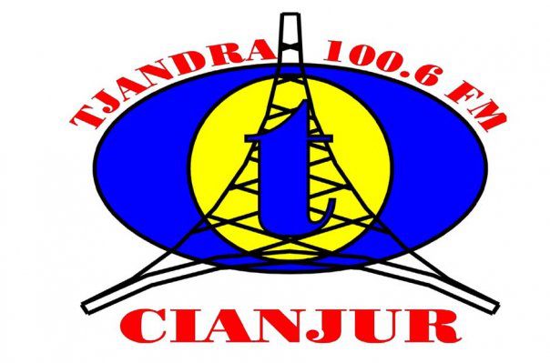 staytune di 100,6 Tjandra fm cianjur 
Station favorit pertama di kota cianjur 
" makin asyik "