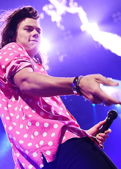 iLariiEhOhOhOh's tweet photo. ***VOTE ATTACK***
RT BC IS OUR LAST CHANCE &amp; THE BOYS DESERVE TO WIN THIS. #EMABiggestFans1D https://t.co/BllkhyS3D1