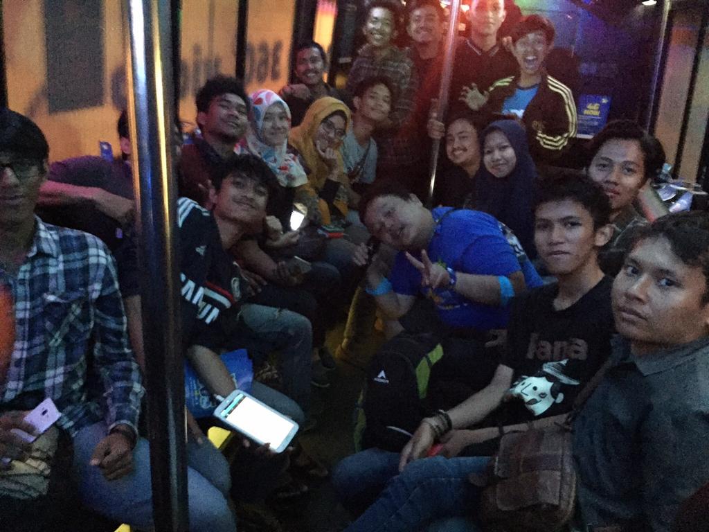 mahdamalia's tweet photo. #cocraidcompetition #vipbusxl @XLandMe https://t.co/f8cnfBXCdV