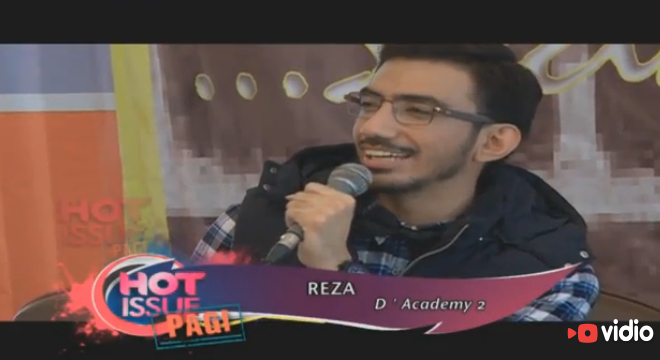 Indosiar's tweet photo. Meet and Great pertama @DA2_Reza .Klik video #HotKiss https://t.co/4SZrPcRtfd https://t.co/Bda5QLq4nK