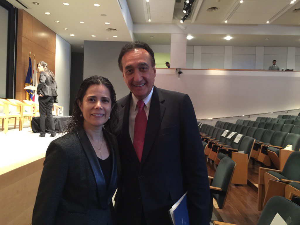 amendoza_ca's tweet photo. #MHTJsummit..inspired to hear about the future of our City of LA from our leaders @MRTempower...Thx Henry Cisneros https://t.co/3ncGC4Dfdw