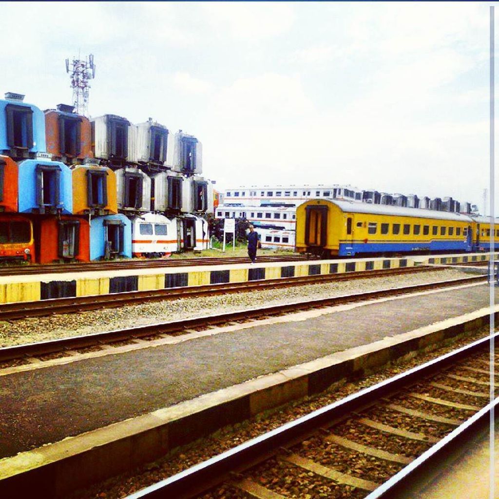 PassionFactory_'s tweet photo. Happy Weekend, Happy Travelling Guys..
.
.
See How wonderfull world.
with Passion You Rock!
.
.
#passionFactory #pa… https://t.co/RYygQjdGGq
