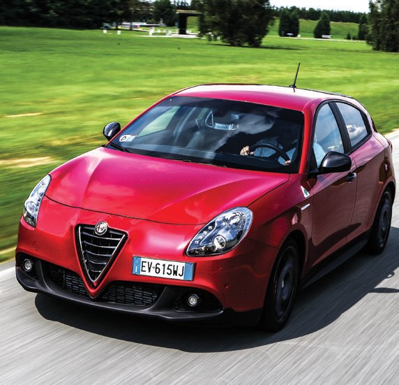 UMenJo's tweet photo. Read up on the #Giulietta, #AlphaRomeo​’s #stylish and #sophisticated #hot hatch in our #October issue. https://t.co/iHJ7kN5wdN