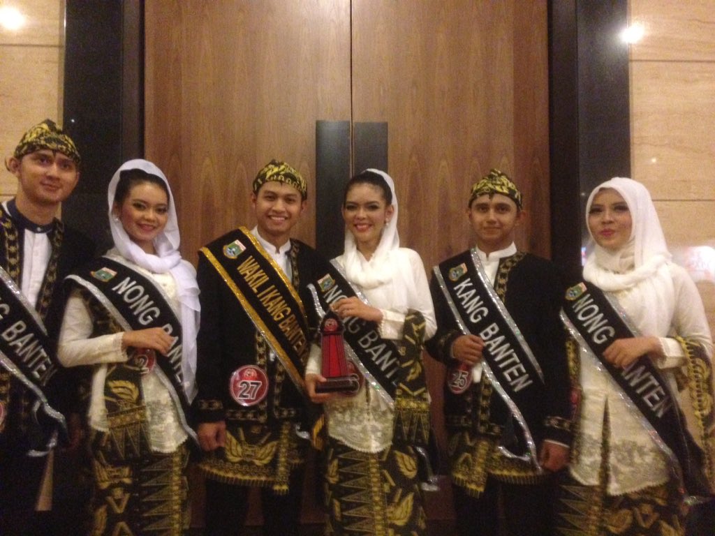 Dupar_CLG's tweet photo. Selamat Kang Nong. Kalian luar biasa!! Very proud of you guys!! ❤️❤️❤️ #KangNongBanten2015 #Cilegon https://t.co/fPlrLKEdnB