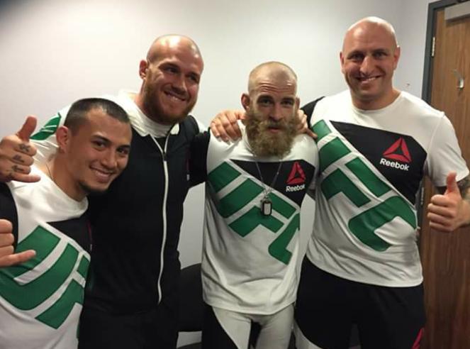 PietroCignoli's tweet photo. @fightstarsSA @FightFitMilitia @MMASA_AD @MMABlogSA  @richquan @chef_ffm @NielGeyser  Well done Soldierboy! https://t.co/5Ks3Paigev