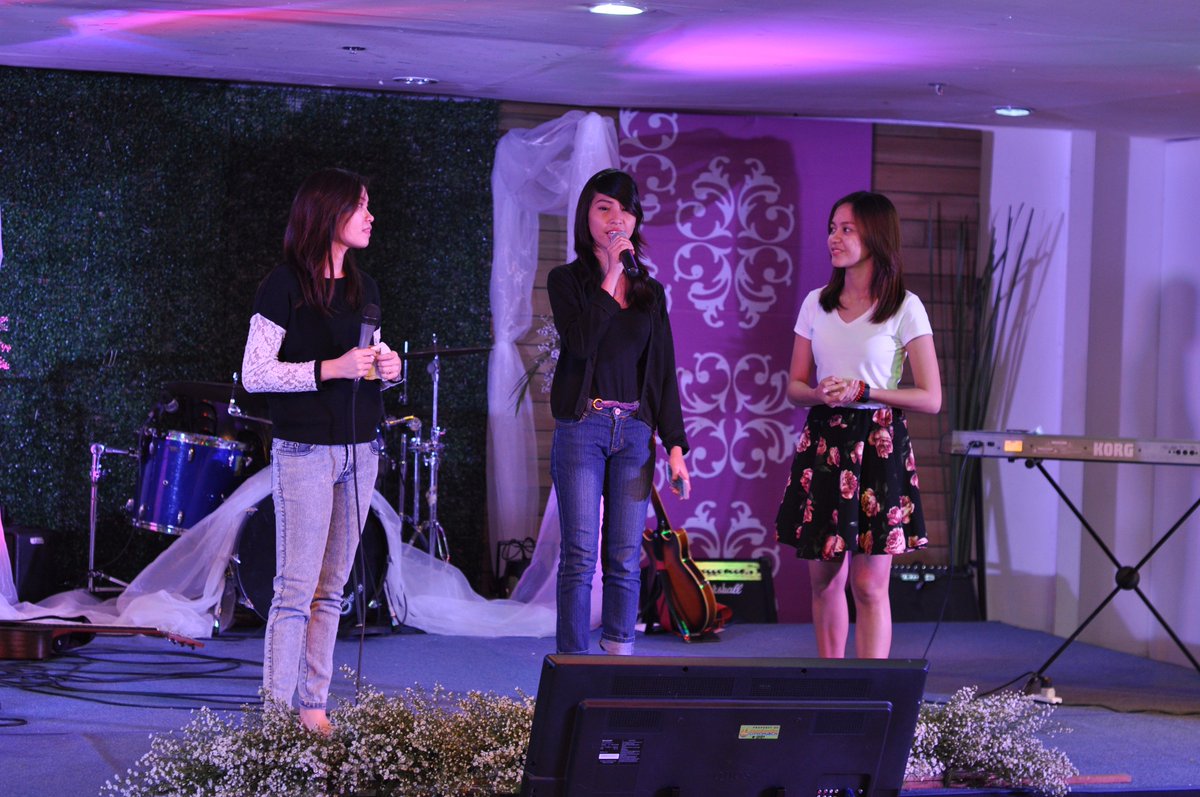 JlyccMain's tweet photo. Before we hear the Word of God. Let's listen to their testimonies first. Part 1
#JLYLive #JLYYouth #EmpowerEmerge https://t.co/g1q1RFAetP